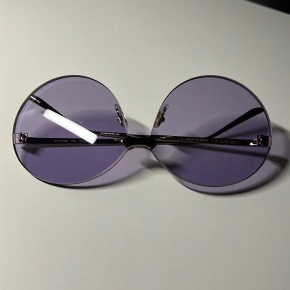 Gucci | Accessories | Gucci Round Frame Rimless Sunglasses  display picture 2